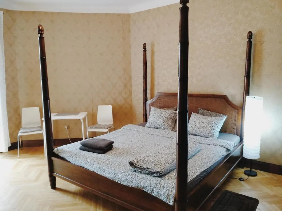 Nocleg ze śniadaniem Imperial Rooms Centre Warszawa